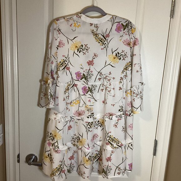 Vero Moda Women's Mini Floral Dress Size M Ruffles Bell Sleeves V-Neck - Picture 6 of 10